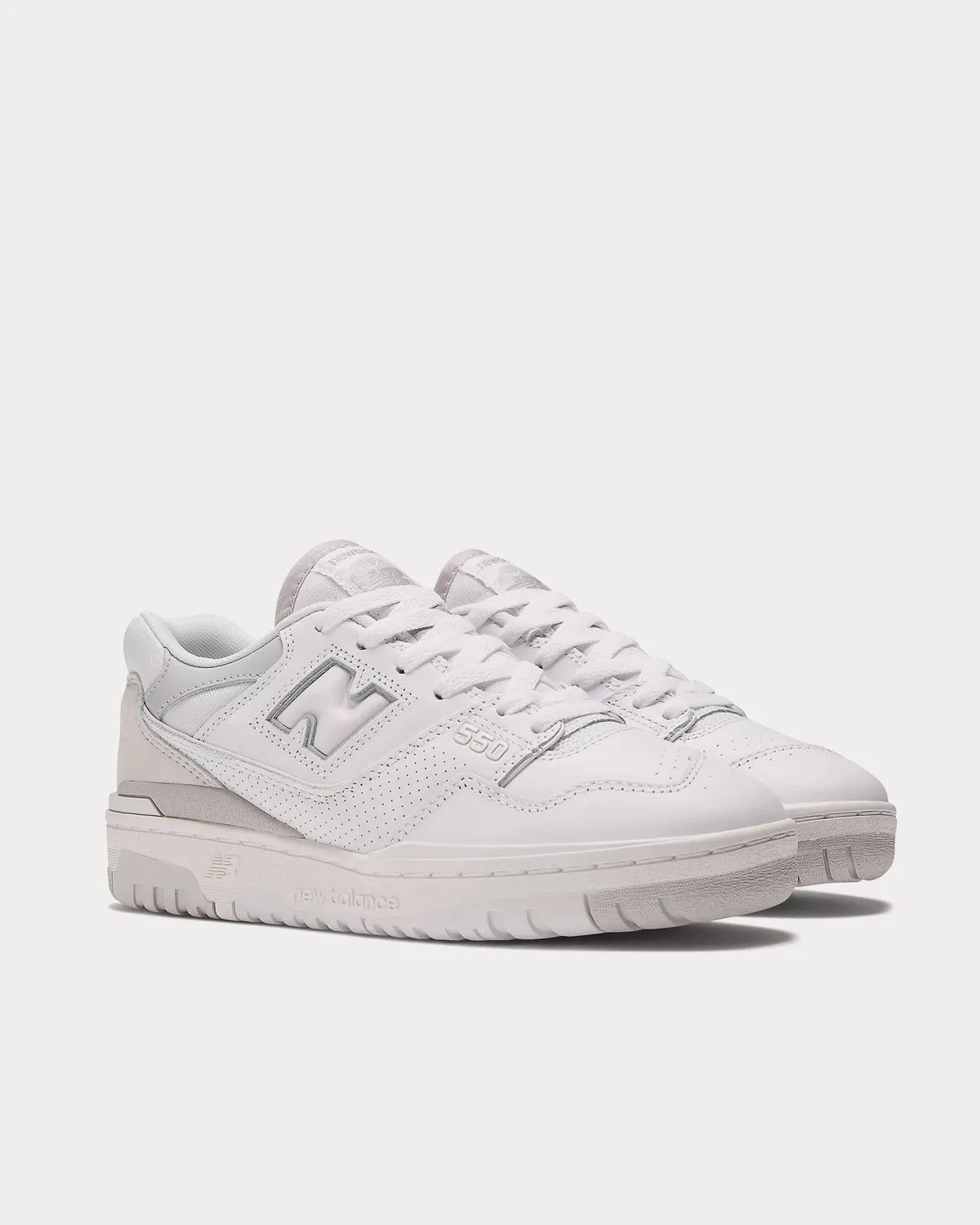 550 White / Rain Cloud / Light Aluminum Low Top Sneakers