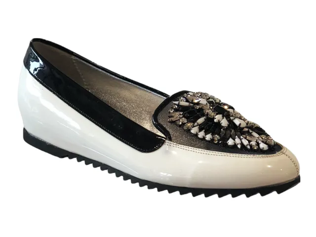 Azuree JACOB 16f White & Black Patent Leather Flats
