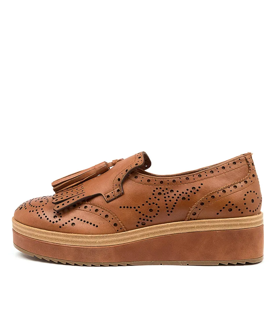 Django & Juliette CORDER Tan Leather Flats