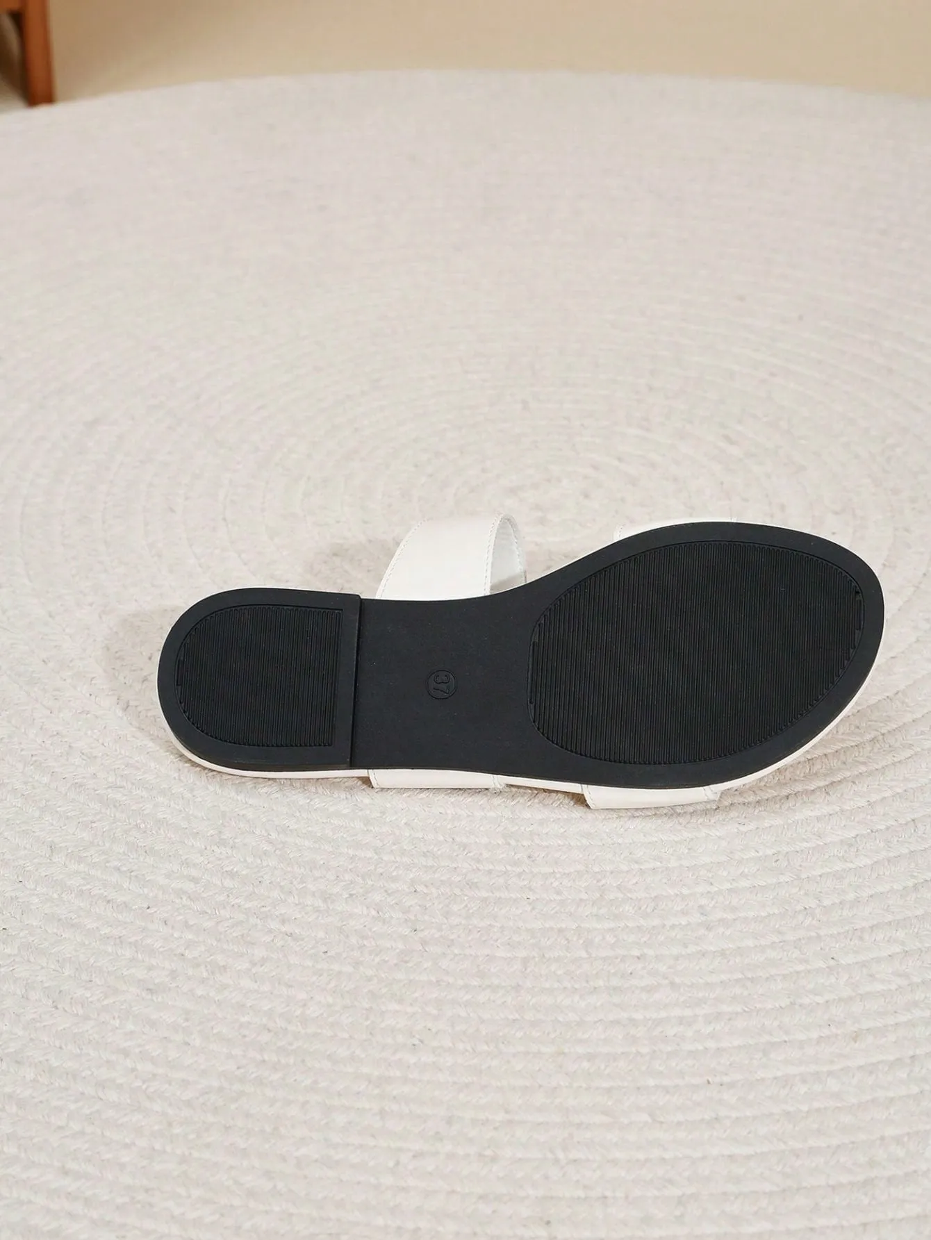 Double Metal Buckle Round Toe Comfortable Outdoor Casual Flat Slippers