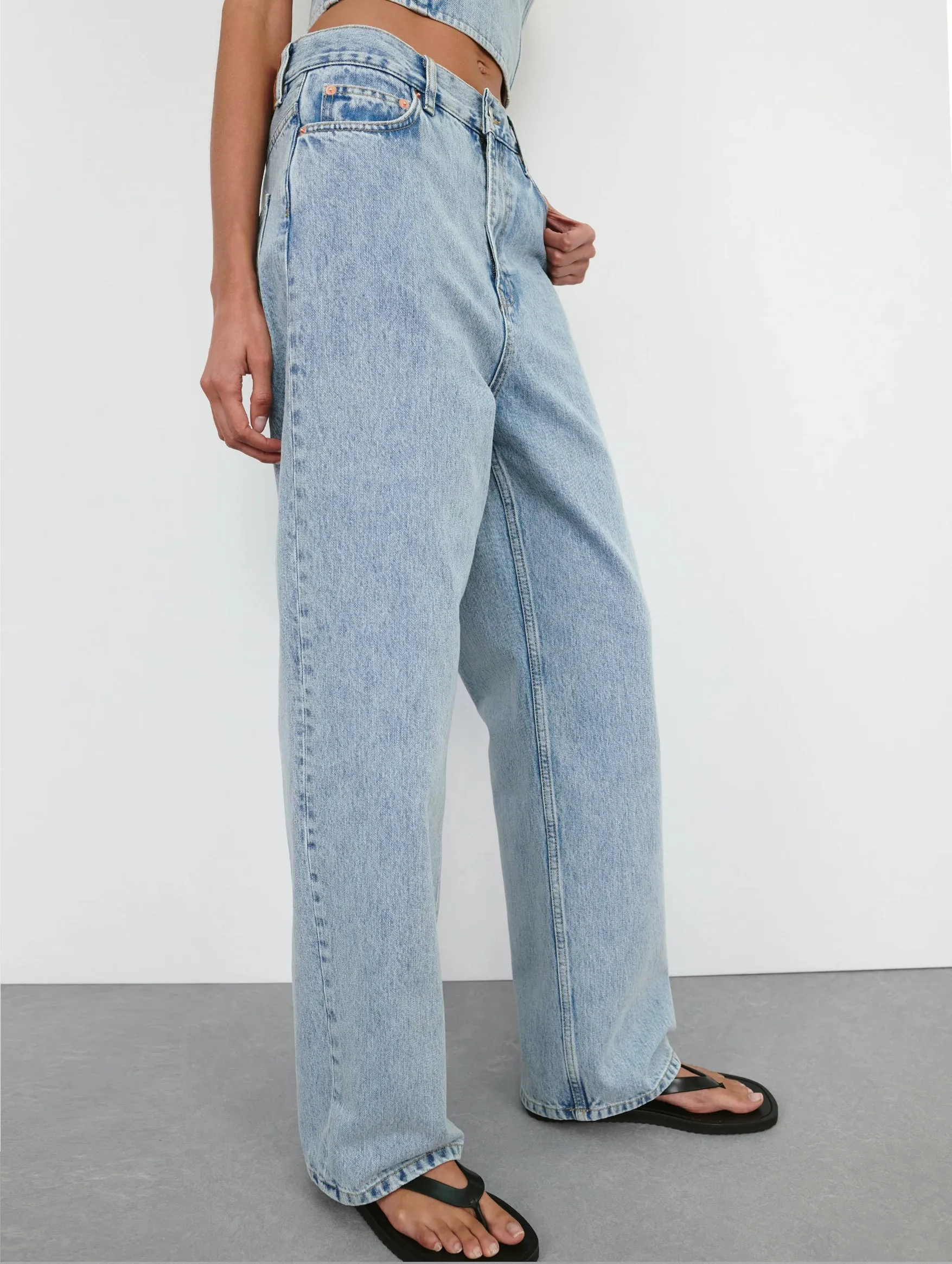 Low Rise Jean in Blue Denim