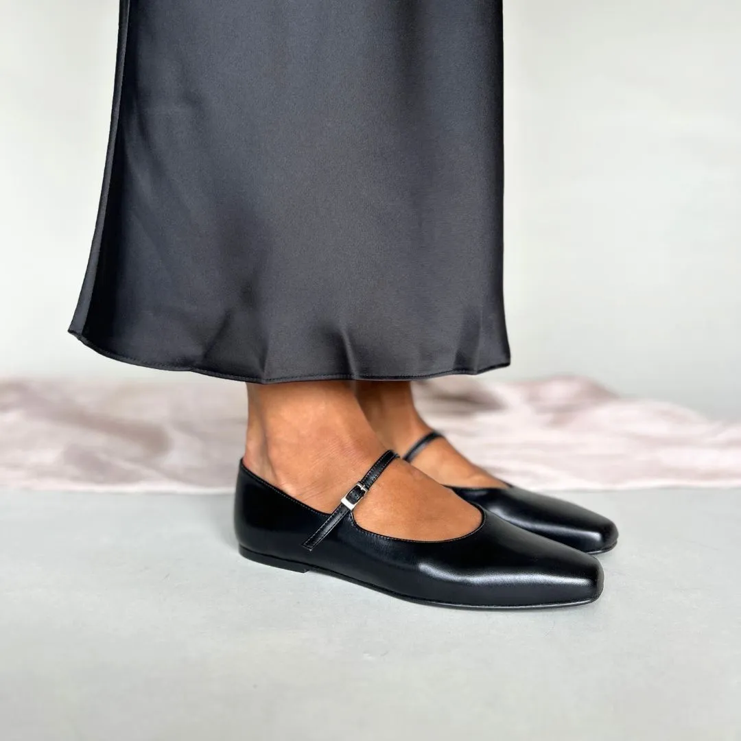 Mary-Jane Wide Width Ballet Flats - Black Leather