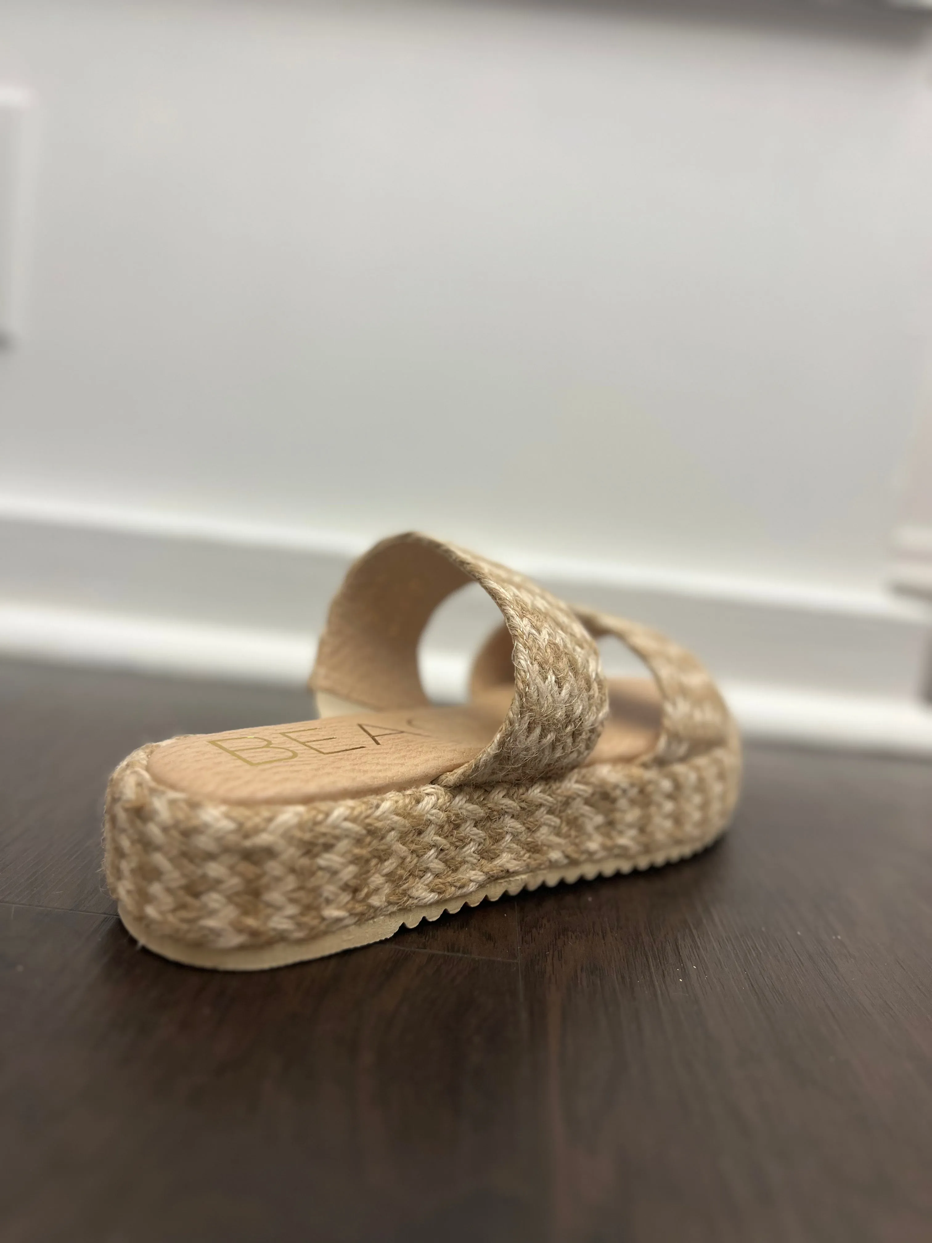 MATISSE Boarderline platform sandal