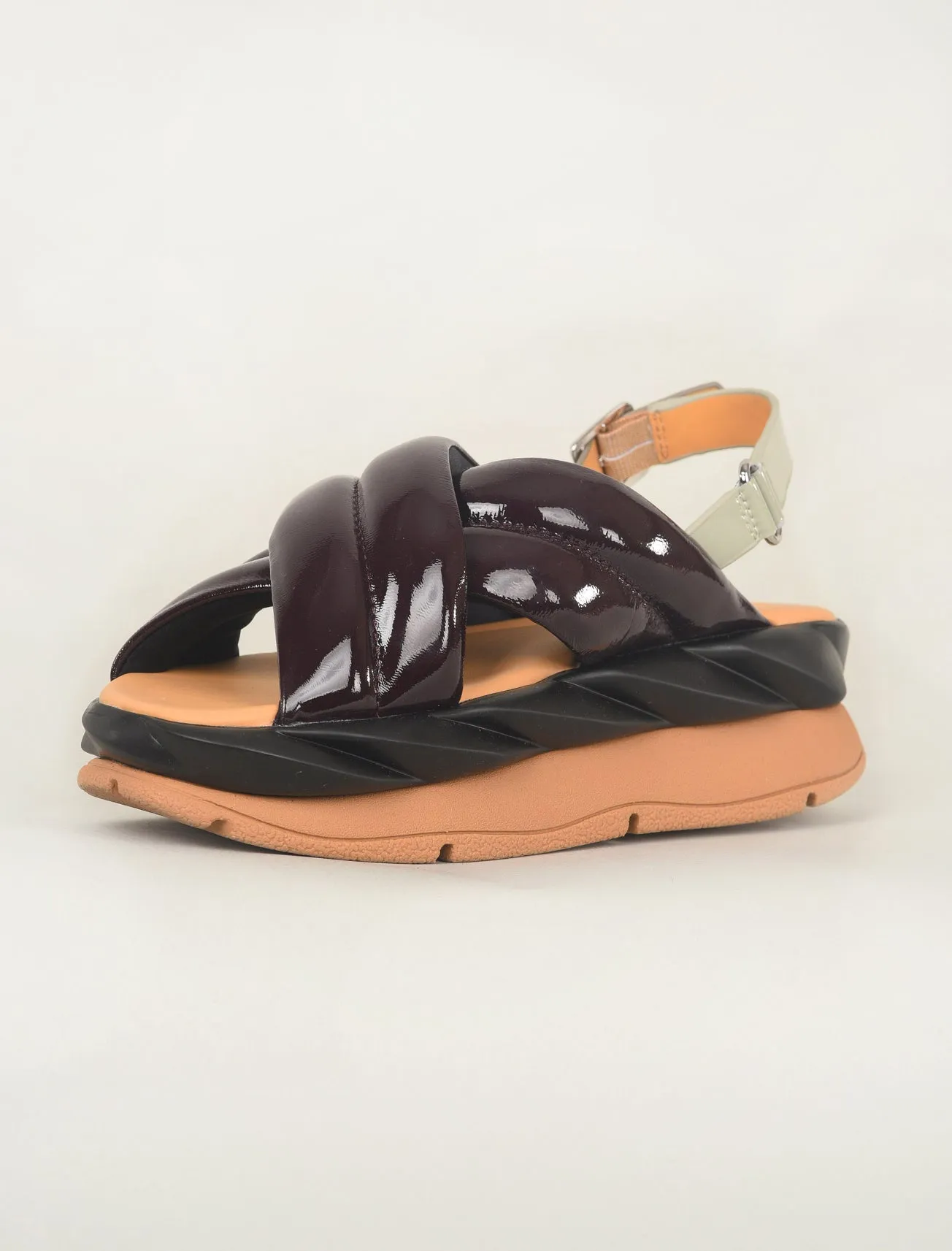Mellow Me, Plum Patent