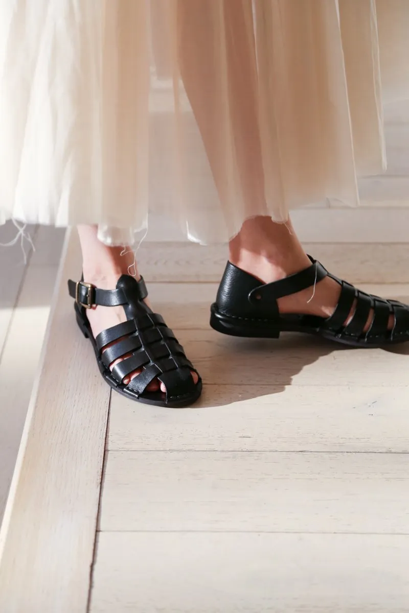 SAN 18 – Black
