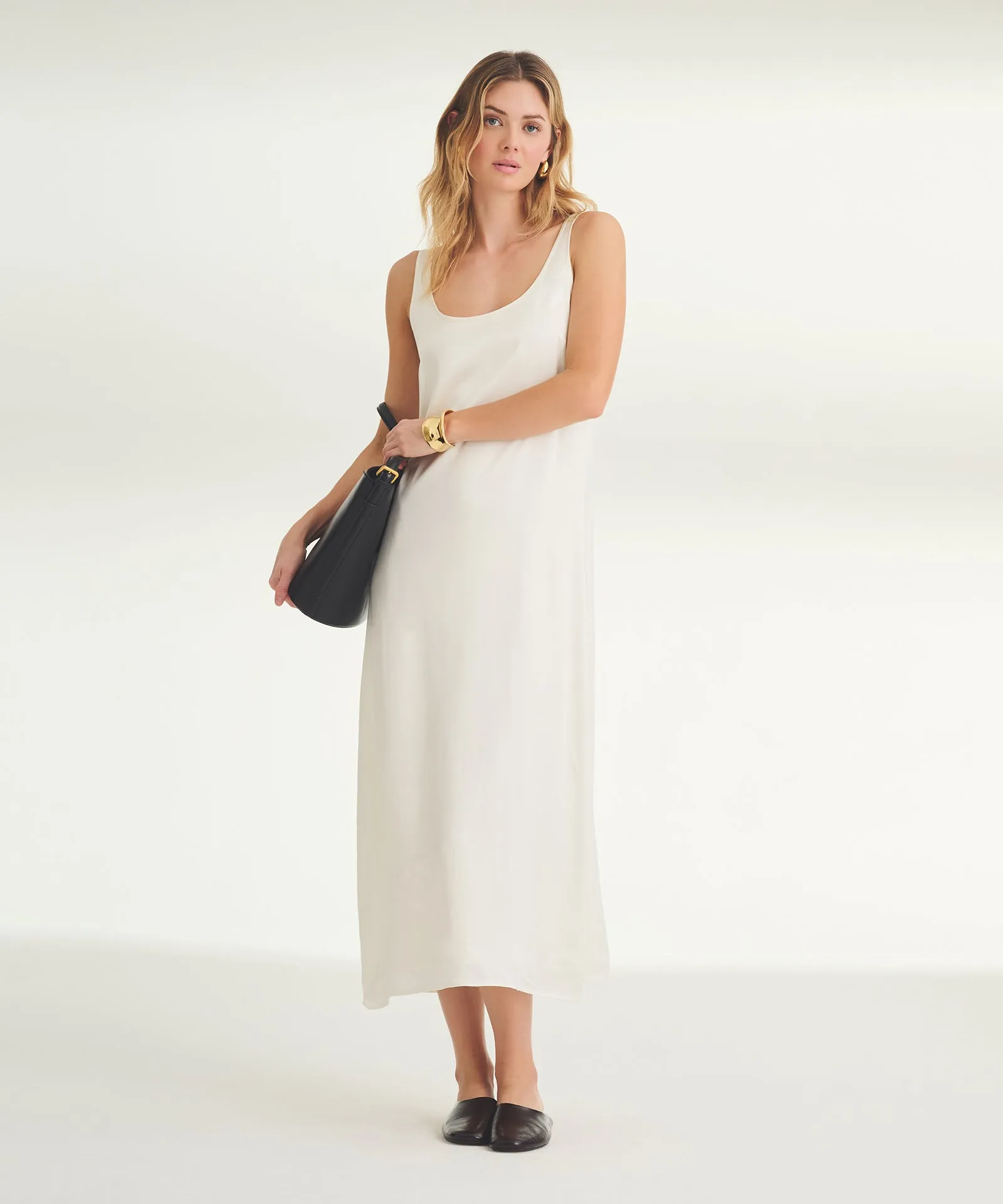 The Weightless Dress