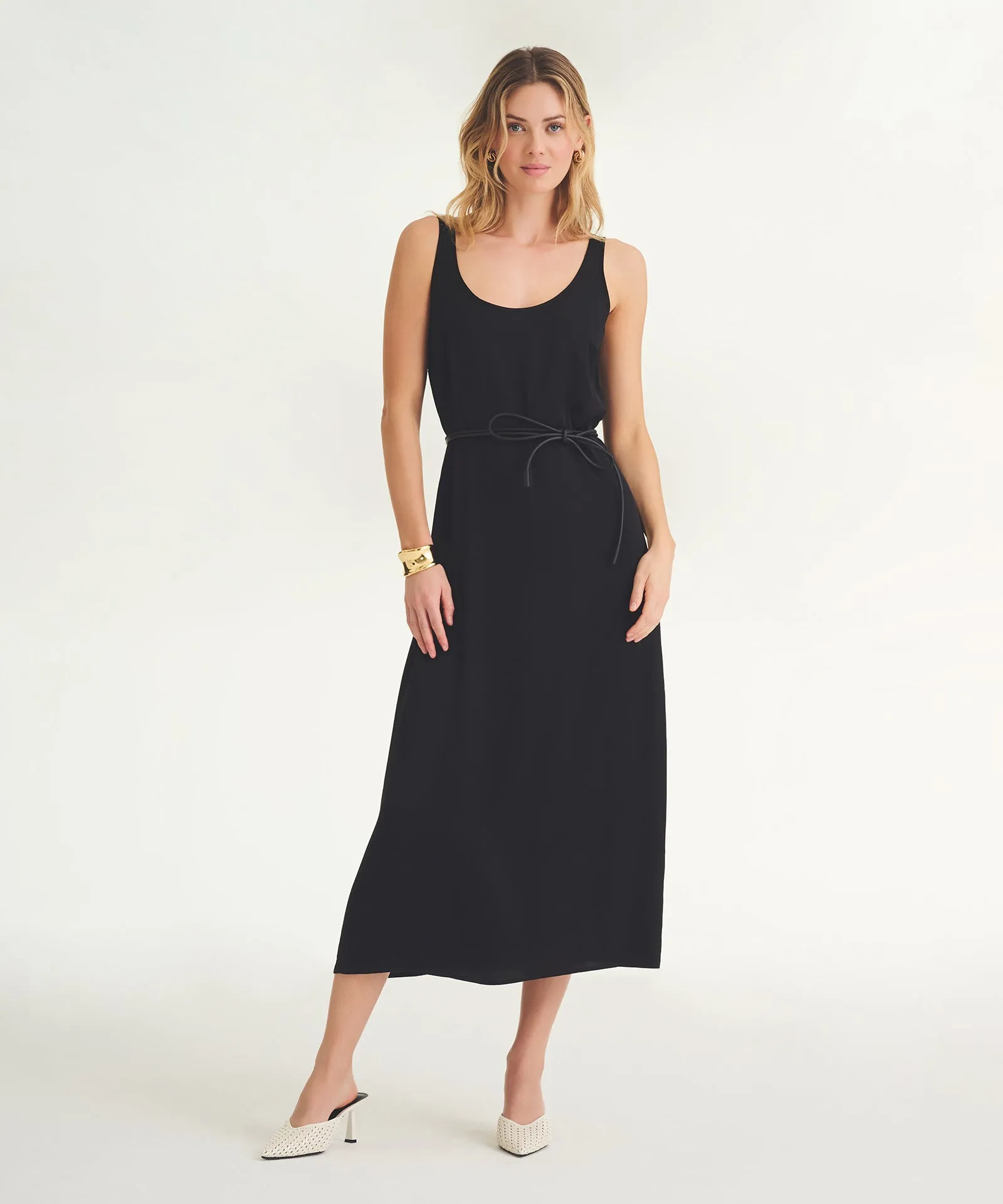 The Weightless Dress