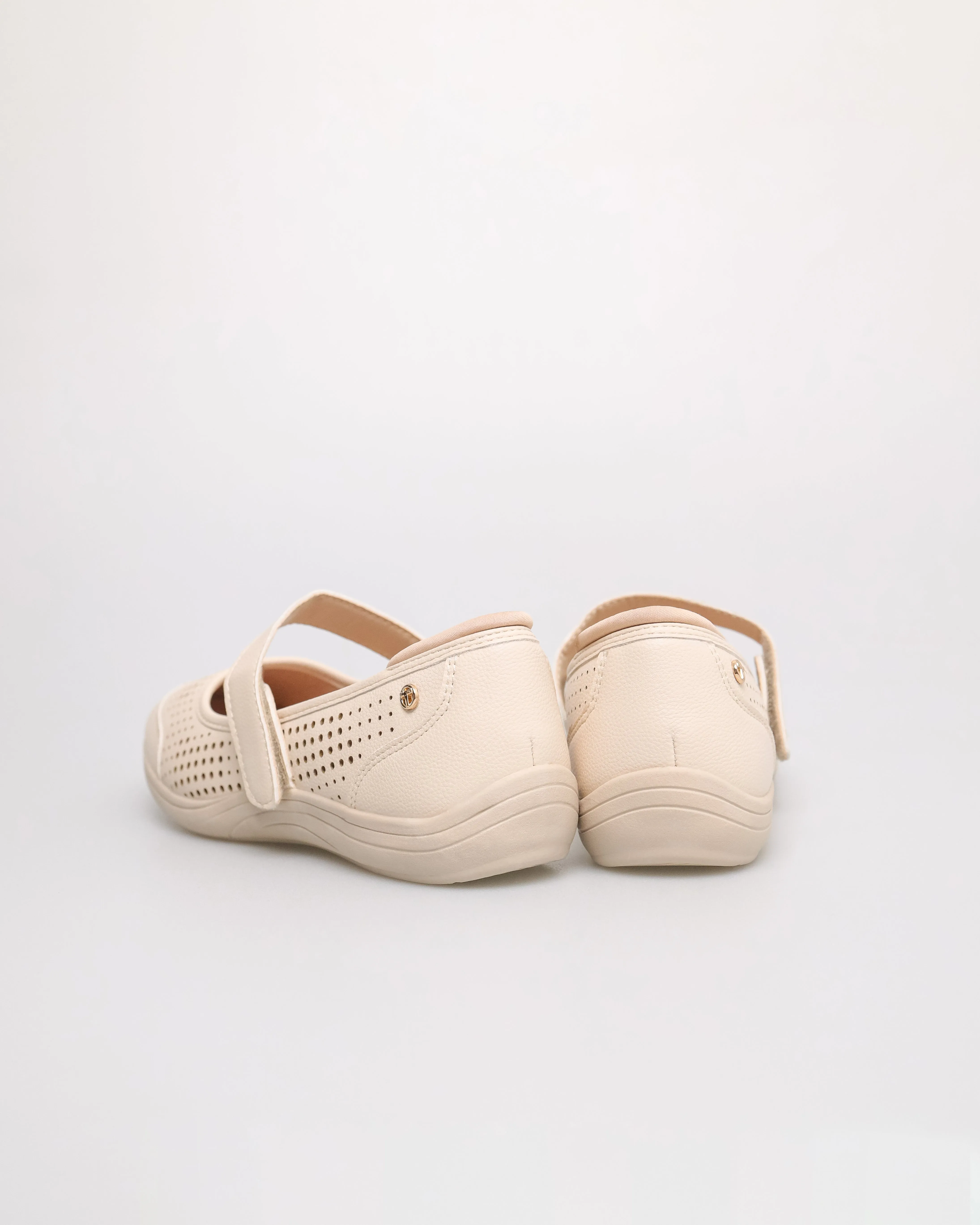 Tomaz NN427 Ladies Pointy Ballerina Flats