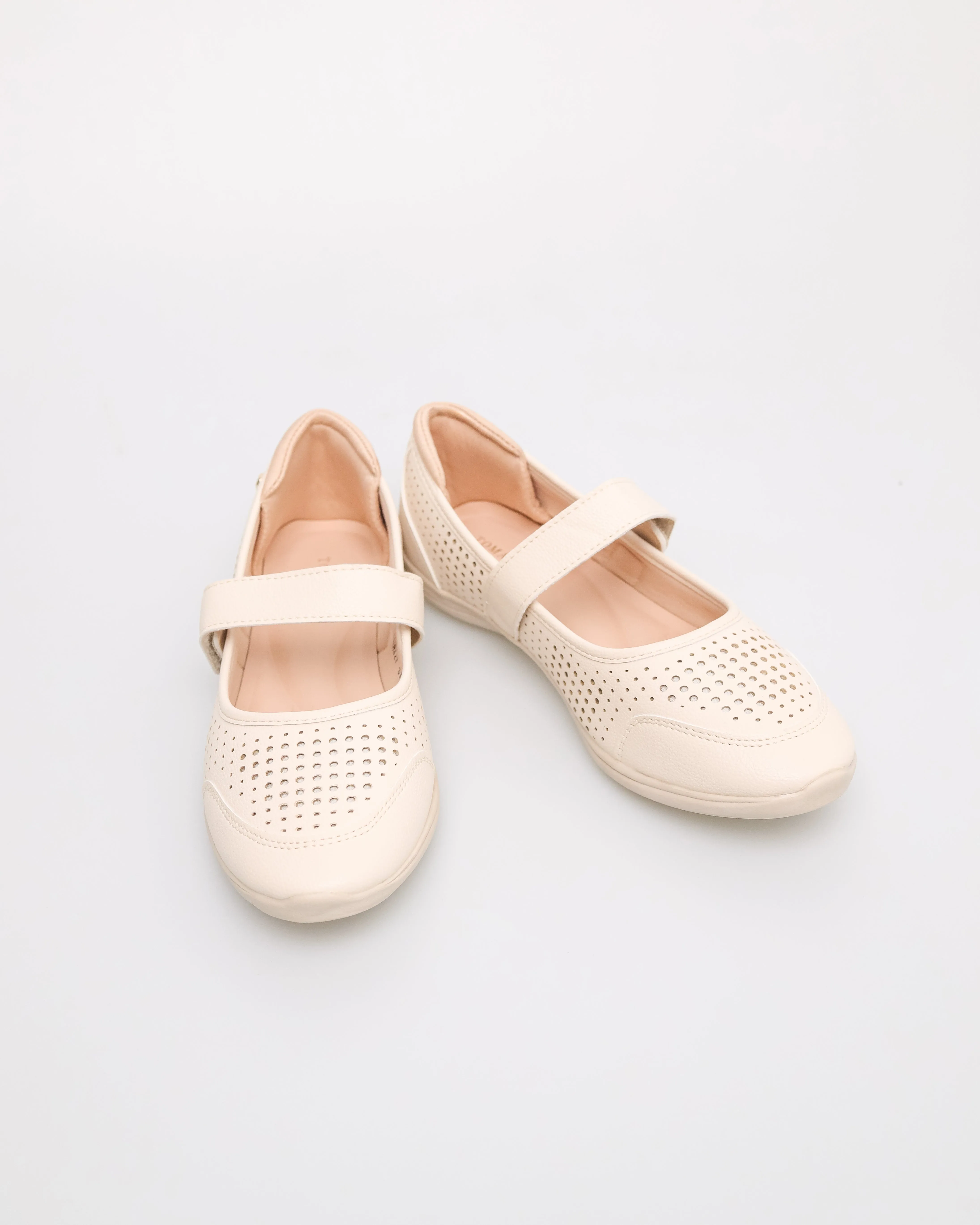 Tomaz NN427 Ladies Pointy Ballerina Flats