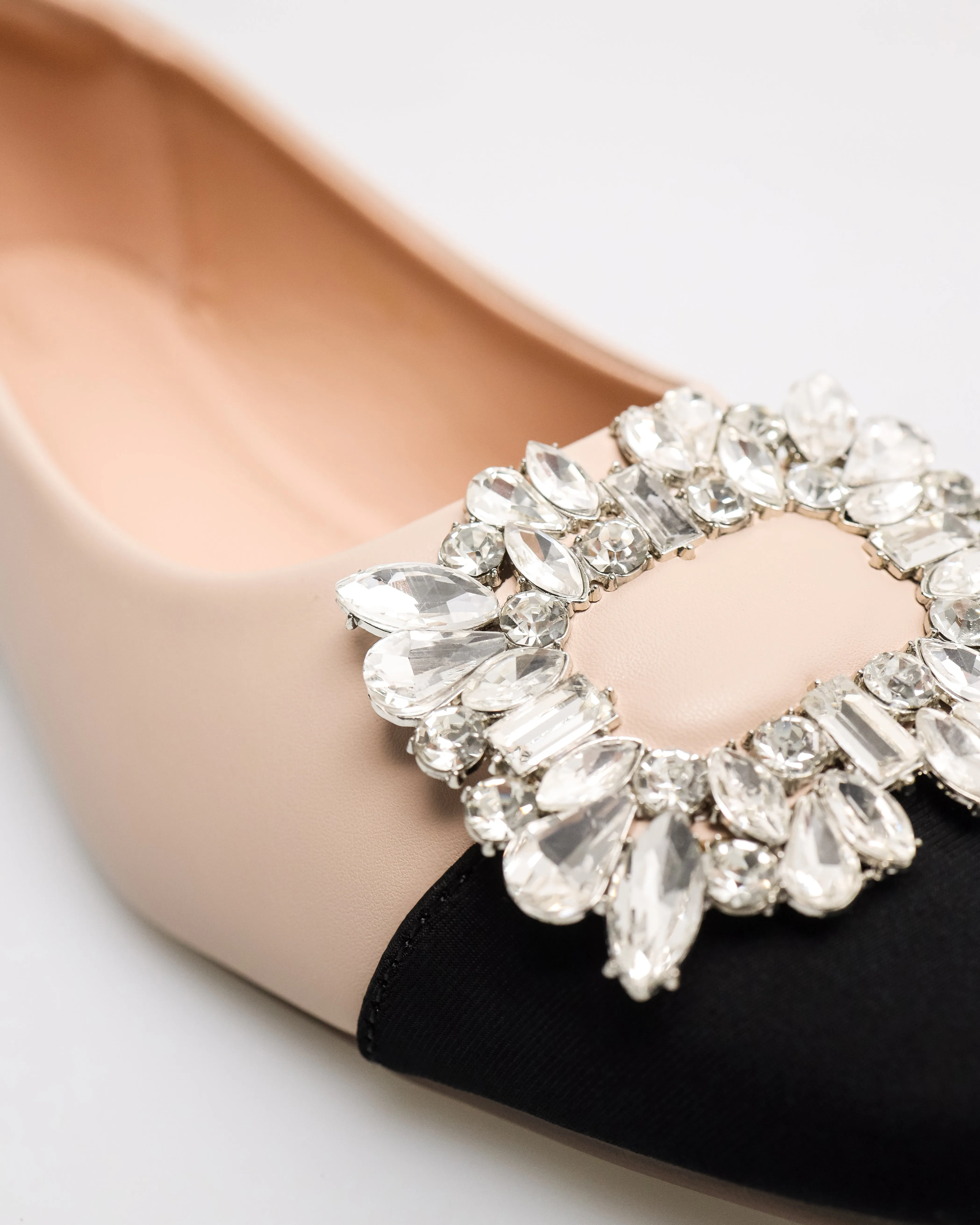 Tomaz NN469 Ladies Crystal Charm Flats