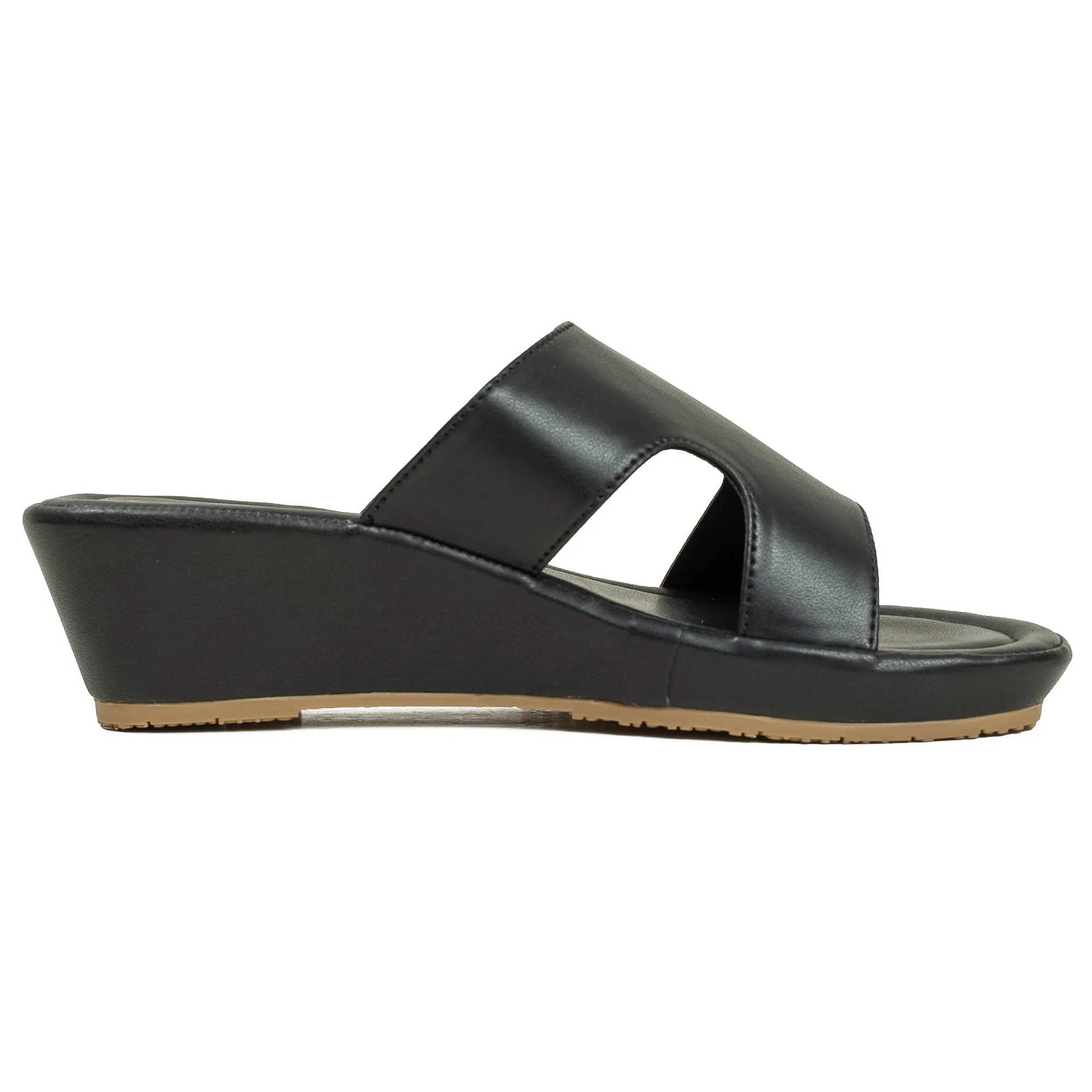 Vibrant Ladies Black Heel Sandal